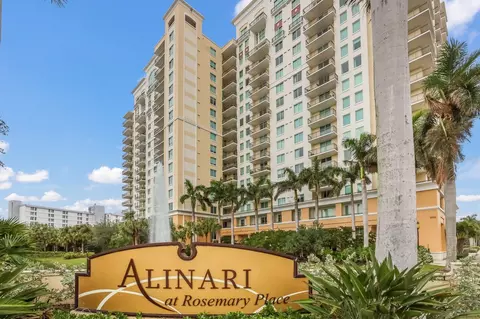 800 N Tamiami Trl #404, Sarasota, FL 34236