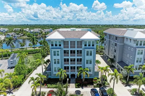 379 Aruba Cir #203, Bradenton, FL 34209