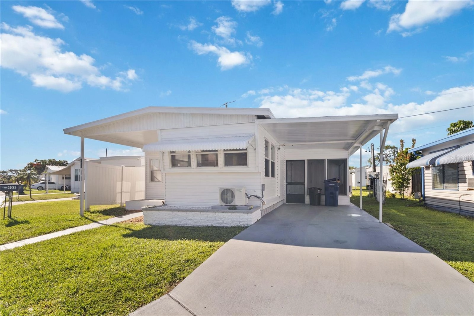 404 52nd Avenue Dr W  