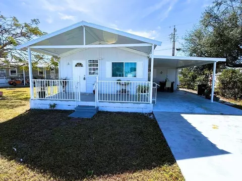 4921 Pebble Beach Ave, Sarasota, FL 34234