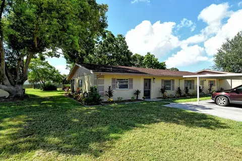 4539 Ottawa Trl #218, Sarasota, FL 34233