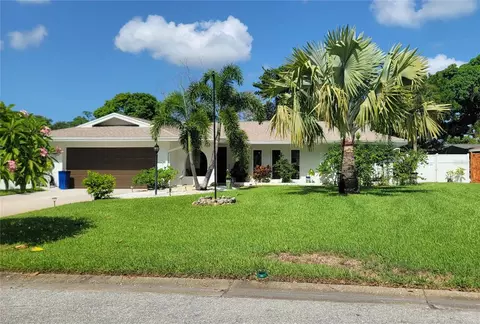 1220 63rd St NW, Bradenton, FL 34209