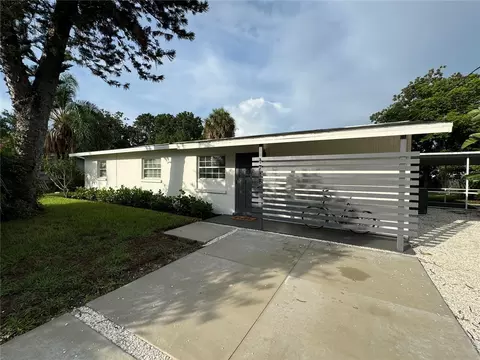 1741 Ingram Ave, Sarasota, FL 34232