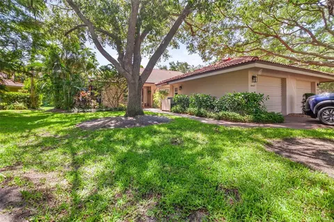 4847 Kestral Park Way N #23, Sarasota, FL 34231