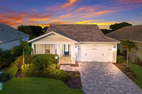8102 Sandstar Way, Sarasota, FL 34240