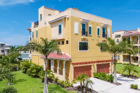 1450 Silvia Shores Dr, Apollo Beach, FL 33572