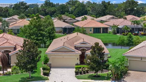 8214 Las Lilias Ct, Sarasota, FL 34243