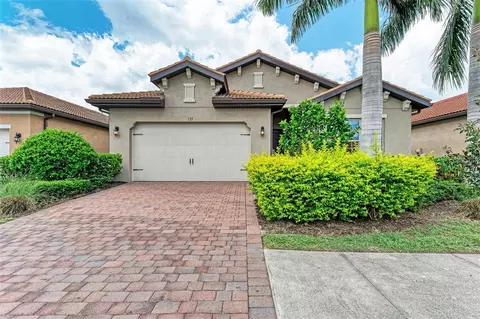 155 Ventosa Pl, Nokomis, FL 34275