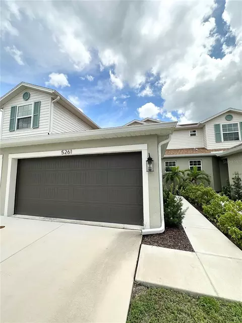 5261 Neil Dr, Saint Petersburg, FL 33714