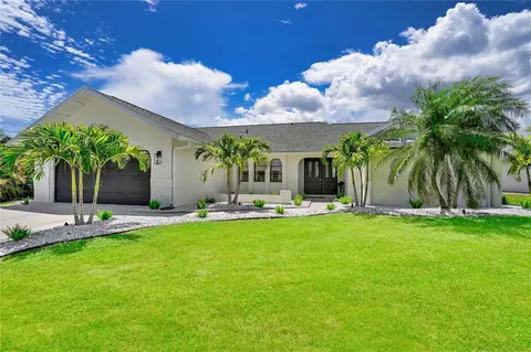 3257 Beacon Dr, Punta Gorda, FL 33980