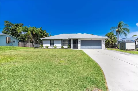 826 Cumberland Rd, Venice, FL 34293