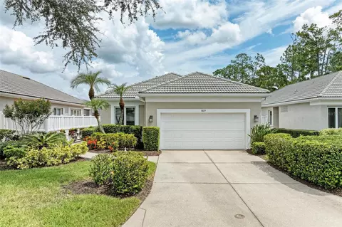 8615 53rd Pl E, Bradenton, FL 34211