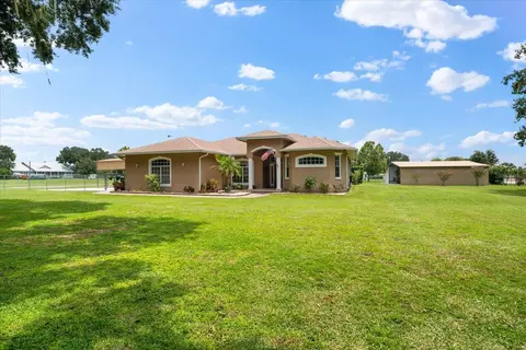 3403 Aul Country Pl, Plant City, FL 33566