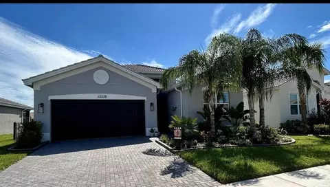 15528 Santa Pola Dr, Wimauma, FL 33598