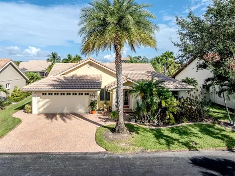 16 Inlets Blvd #16, Nokomis, FL 34275