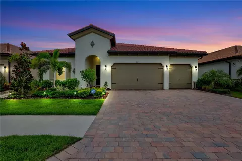 237 Villoresi Blvd, Nokomis, FL 34275
