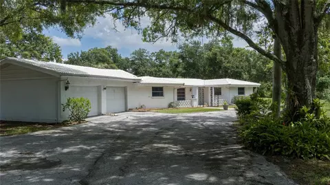 2707 47th St, Sarasota, FL 34234