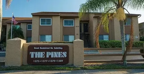 1575 Greenlea Dr #5, Clearwater, FL 33755