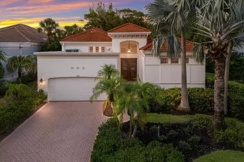 3526 Fair Oaks Ln, Longboat Key, FL 34228