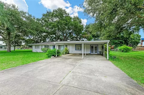 3104 52nd Avenue Dr W, Bradenton, FL 34207