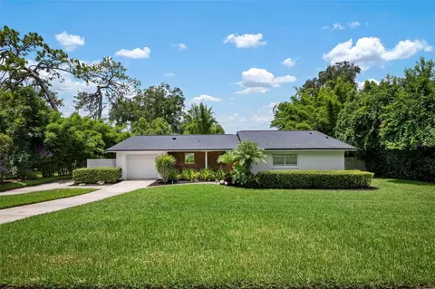 1311 Overlook Dr, Mount Dora, FL 32757
