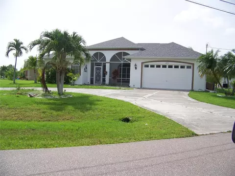 819 SE 3rd Pl, Cape Coral, FL 33990