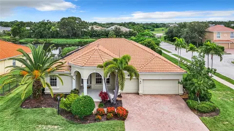 5510 Rock Dove Dr, Sarasota, FL 34241