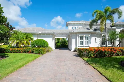 8375 Catamaran Cir, Lakewood Ranch, FL 34202