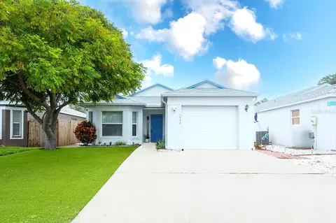 5924 40th Ave W, Bradenton, FL 34209