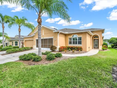2445 Nottingham Greens Dr #110, Sun City Center, FL 33573