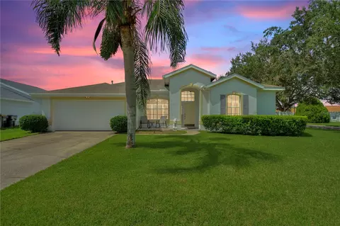805 Via Del Sol Dr, Davenport, FL 33896