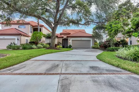 7361 Regina Royale Blvd #9, Sarasota, FL 34238