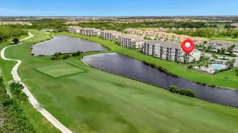 17724 Gawthrop Dr #201, Bradenton, FL 34211