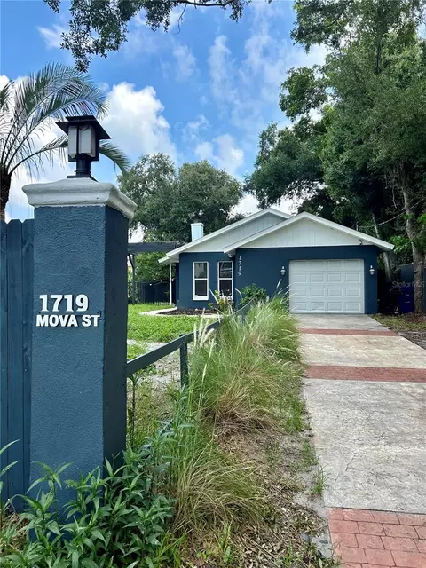 1719 Mova St, Sarasota, FL 34231