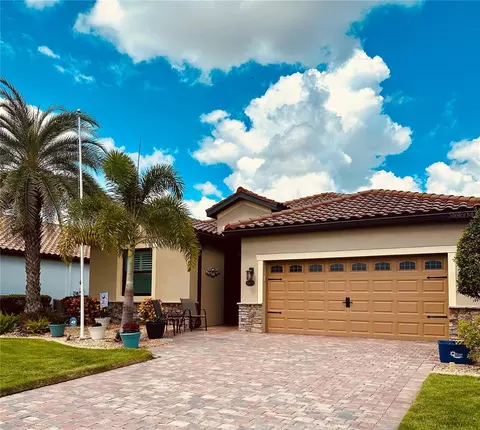 6889 Willowshire Way, Bradenton, FL 34212