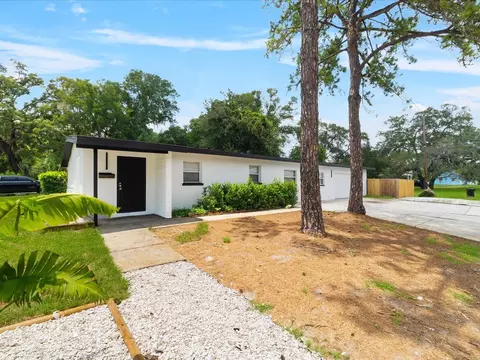 1745 38th St S, Saint Petersburg, FL 33711