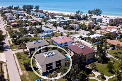 3704 6th Ave #6, Holmes Beach, FL 34217