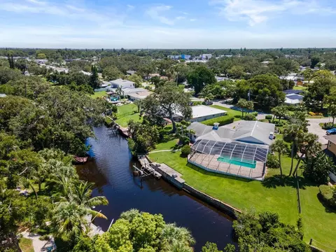1805 Upper Cove Ter, Sarasota, FL 34231