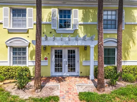 5015 Coquina Key Dr SE #D, Saint Petersburg, FL 33705
