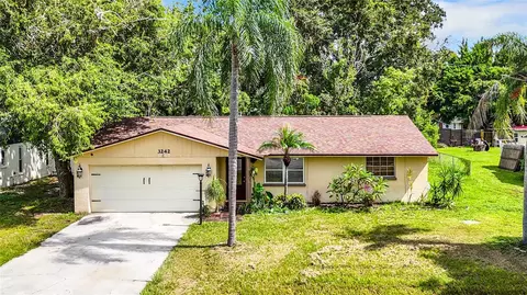 3242 Village Ln, Sarasota, FL 34235