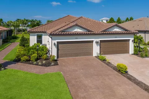 15720 Sacile Ln, Bradenton, FL 34211