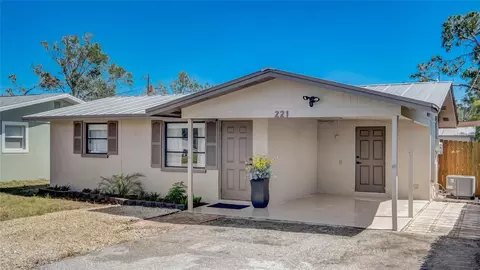 221 E Fray St, Englewood, FL 34223