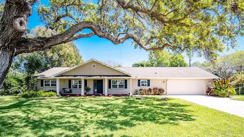 2523 51st St W, Bradenton, FL 34209