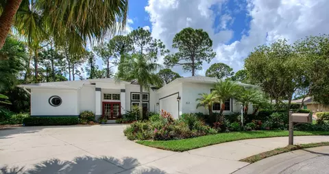 502 Oak Bay Dr, Osprey, FL 34229