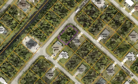 Parasol Lane, North Port, FL 34286