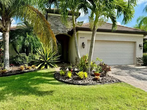 8009 Rio Bella Pl, Bradenton, FL 34201