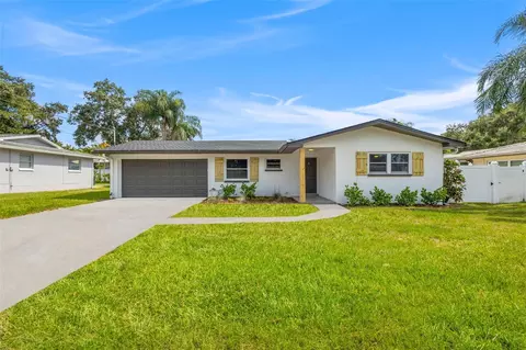 1011 Suemar Rd, Dunedin, FL 34698