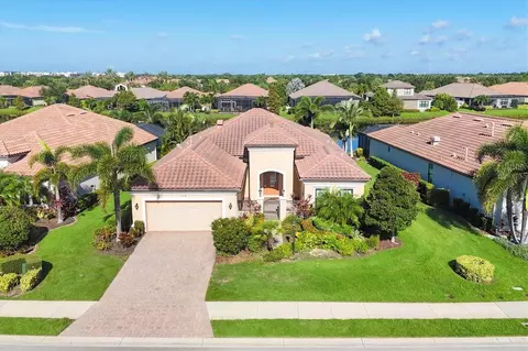 5234 Castello Ln, Lakewood Ranch, FL 34211