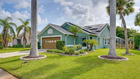 7019 44th Ct E, Sarasota, FL 34243