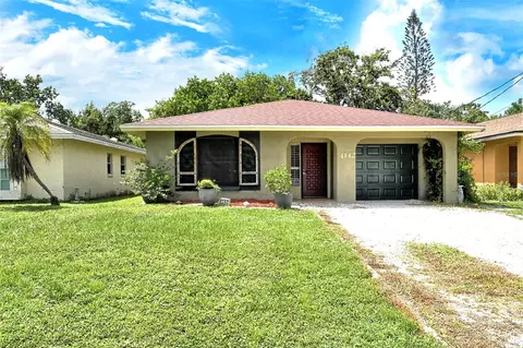 4142 Iola Dr, Sarasota, FL 34231